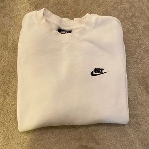 Nike Crew Nexk